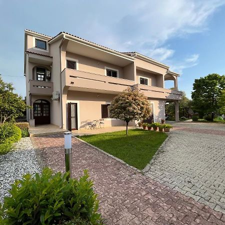 Apartment Lina Zadar Exteriör bild