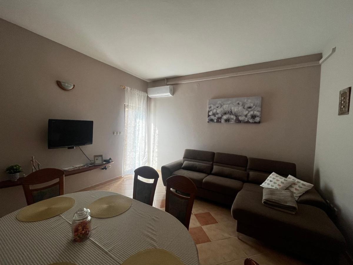 Apartment Lina Zadar Exteriör bild