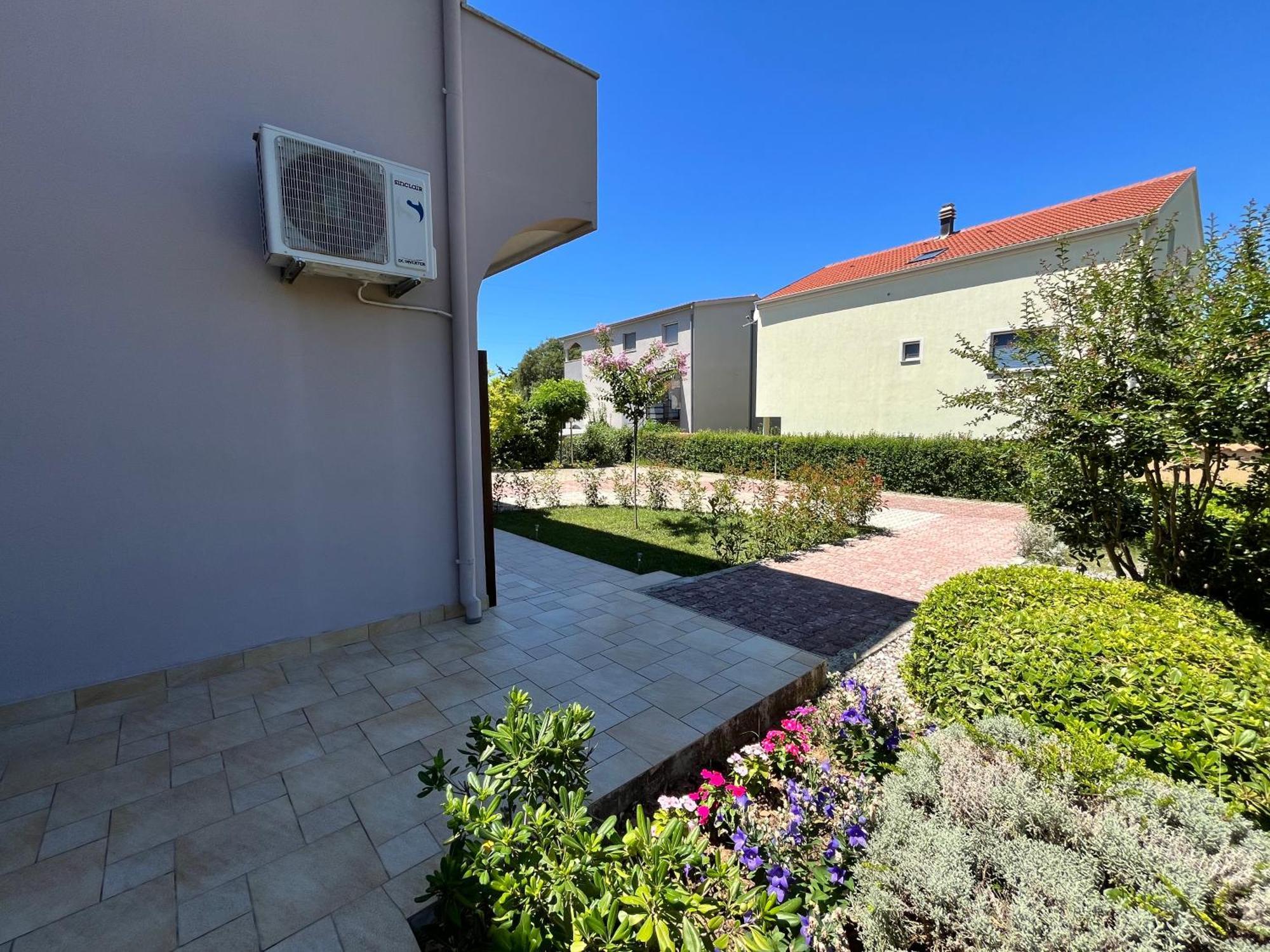 Apartment Lina Zadar Exteriör bild